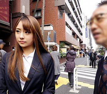 [素人]《マッサージOL》スケベ社員が性欲に身を委ねた濃厚さに加減をせずにマジの性交で悩殺する