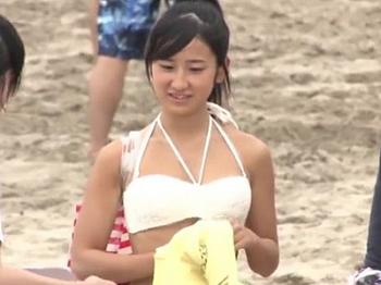 [おすすめ動画]マッサージのハズが大量中出しされちゃった水着素人さん